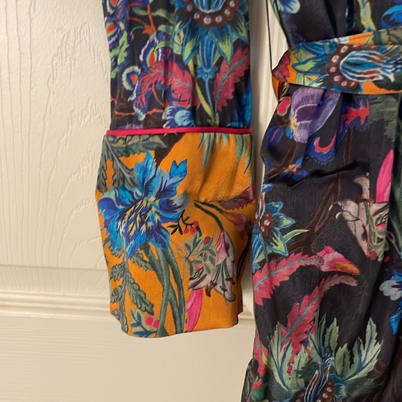 Pattern floral and colourful shirt dress top blazer/cardigan silk with tie belt - Picture 4 of 4